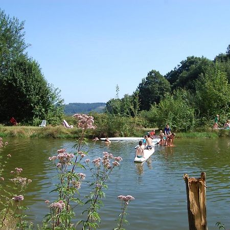Camping La Forêt du Morvan Larochemillay Exterior foto