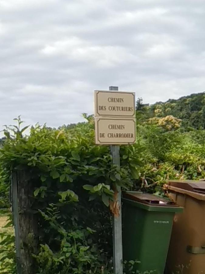 Camping La Forêt du Morvan Larochemillay Exterior foto